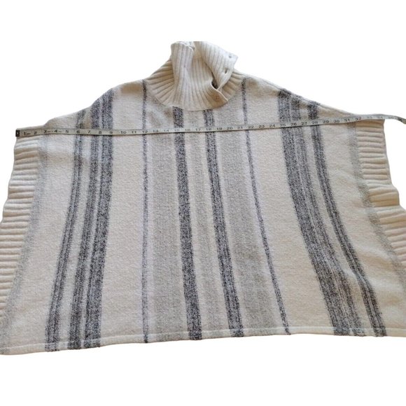 Eddie Bauer Sweater Womens XS Poncho Button Collar - Picture 4 of 12